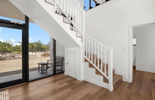 Bouvet Island Villa | BRAND NEW- STEPS to the BEACH 🏝️- HEATED 🔥 POOL & SLIDE 🛝 KING BEDS