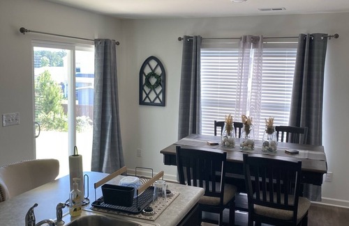 Vance Casa | BRAND NEW VILLA *cozy and comfortable UA/ UAB Located in Vance, East Tuscaloosa