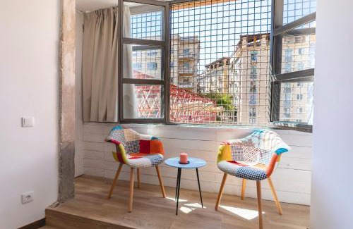 Centro histórico Apartamento | Bravissimo Rambla Eiffel Bridge 1