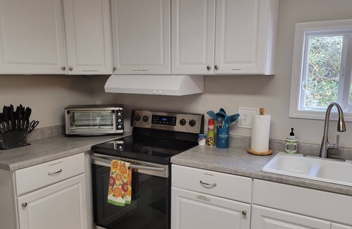 Townville Cabaña | Break at the Lake- Lake Hartwell/Clemson/Anderson