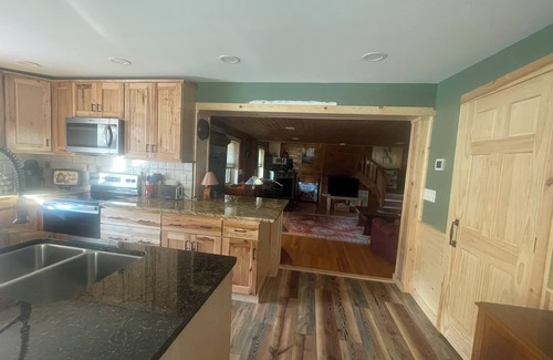 Pilot Mountain Cabina | Breath of Fresh Air Cabin great place to relax