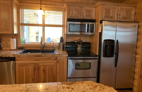 Dingle Casa | Breathtaking Bear Lake Sunset Views