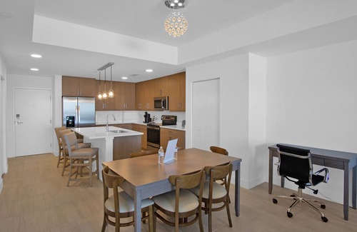 Clearwater Beach Condominio | Breathtaking Gulf Facing Condo Hotel Suite