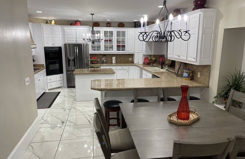 Harlingen Casa | Breathtaking, Lakefront, Pool, Private, big group, birds viewing