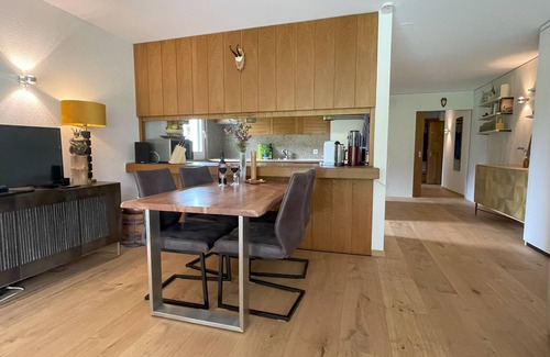Berguen Apartamento | Breathtaking view of the mountains, child-friendly, fireplace, terrace, top equipment