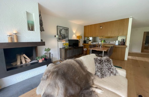 Berguen Apartamento | Breathtaking view of the mountains, child-friendly, fireplace, terrace, top equipment
