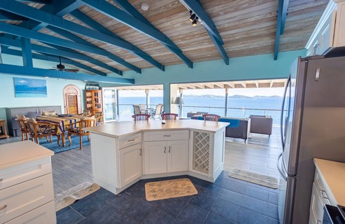 Havers Apartamento | Impresionantes vistas, jacuzzi, casa de planta abierta, a 5 minutos de Nanny Cay Beach & Bar