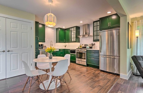 Chimney Rock Cabaña | Breathtaking Views: Unique Chimney Rock Cottage!