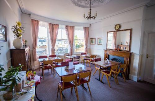 Tiverton Casa | Bridge Guest House