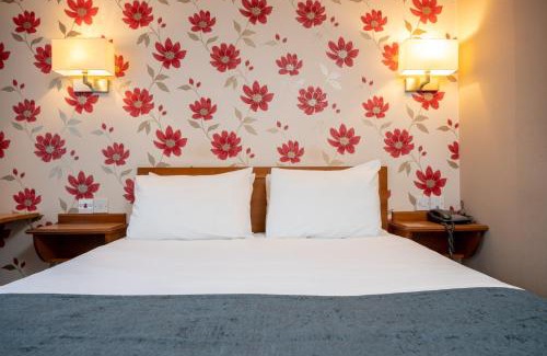 Yatton Hotel | Bridge Inn By Greene King Inns