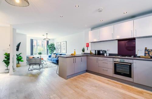 Stoke-on-Trent Casa | Bridgewater House by Truestays - NEW 3 Bedroom House in Stoke-on-Trent