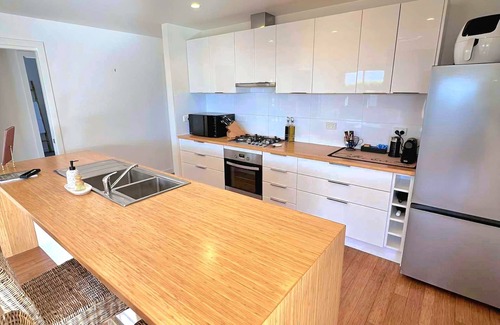 Bridport Casa | Bridport Breeze -Relax, Recharge, Repeat