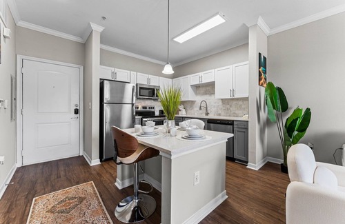 Alden Bridge Apartamento | Bright 1BR in Magnolia + Near Woodlands Waterway