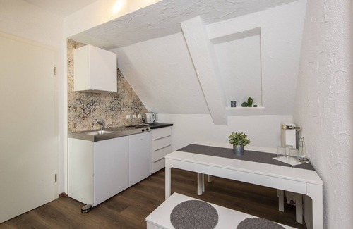 Dillingen an der Donau Apartamento | Bright and spacious family room (39 sqm) for up to 4 people with free WiFi