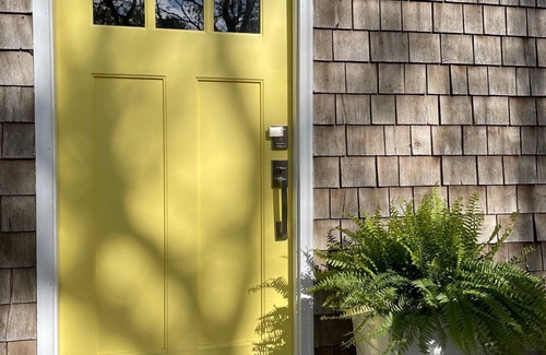 East Hampton North Casa | Bright & Airy in East Hampton NY - Ideally Located Near Beach & Village