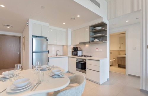 Trade Center Apartamento | Bright and Exquisite 1-Bedroom in Downtown views 2