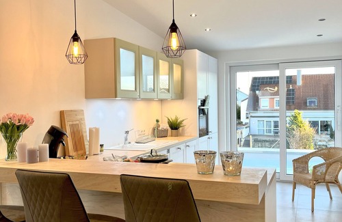 Ubstadt-Weiher Apartamento | Bright and friendly domicile