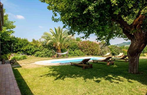 Castelbellino Apartamento | Bright apartment in Castelbellino - 75 m² - Shared Pool