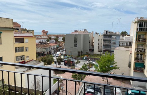 El Palo Condominio | Luminoso Piso en el tradicional barrio de El Palo