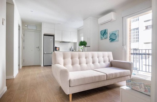 San Jose Obrero Apartamento | Bright Apartment Near Seville’s Historic Center