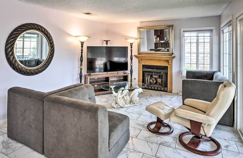 Corona Casa | Bright California Home w/ Patio < 1 Mi to Hiking!