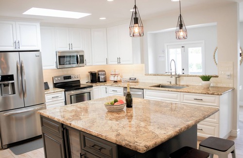 Paradise Valley Village Villa | Bright, Fun & Family-Friendly Oasis w/Pool, Hot Tub, EV Charger, Fun Location