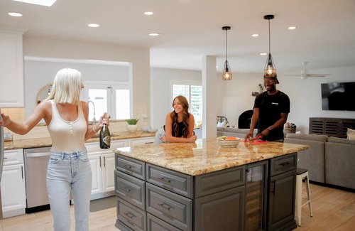 Paradise Valley Village Villa | Bright, Fun & Family-Friendly Oasis w/Pool, Hot Tub, EV Charger, Fun Location