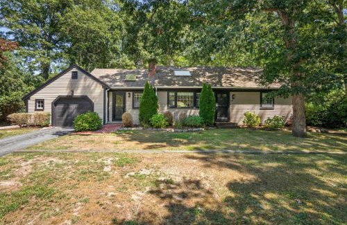 Marstons Mills Casa | Bright & Open Central A C Dog Friendly