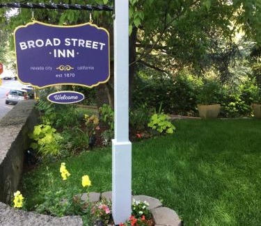 Nevada City Hotel | Broad Street Inn