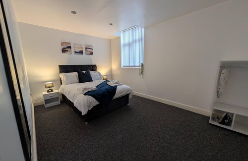 Wolverhampton Apartamento | Broad Street, Wolverhampton - 2 Bedroom Apartment