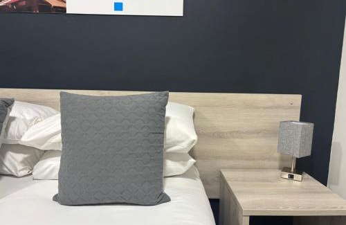 Earlham Hotel | Broadview Hotel