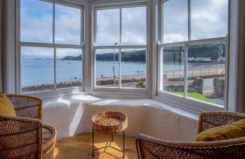 St Brides Cabaña | Brook Cottage - 7 Bedroom Cottage - Dale