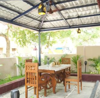 Thanjavur Casa | Brown Springs Luxury Homestays