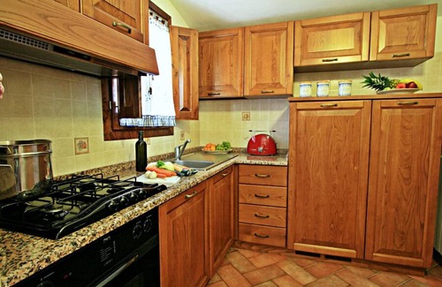 San Gimignano City Centre Cabaña | BRUNELLO - Acogedora casa de campo situada en una posición tranquila y panorámica en la Toscana