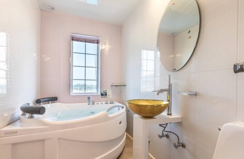 Byeonsan Casa | Buan Flora Pension