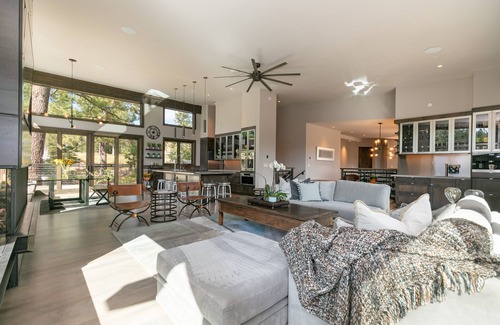 Ponderosa Palisades Casa | Buca Dodici at Shaffer's Mill home located on the golf course