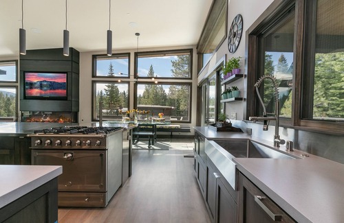 Ponderosa Palisades Casa | Buca Dodici at Shaffer's Mill home located on the golf course