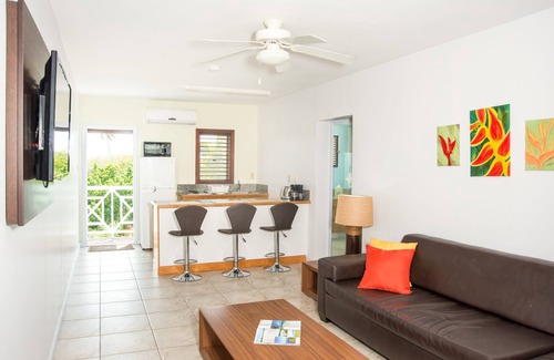 Dickenson Bay Hotel | Buccaneer Beach Club