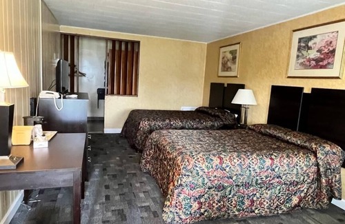 New Berlinville Hotel | Budget Host Mel-Dor Motel