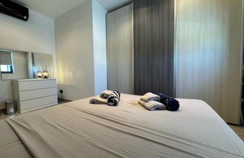 Bugibba Apartamento | Bugibba Luxe Pool Penthouse