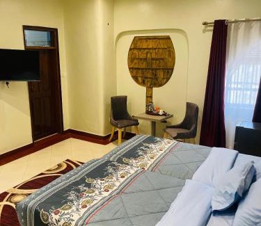Kireka Hotel | Buladde Palm Villa Hotel