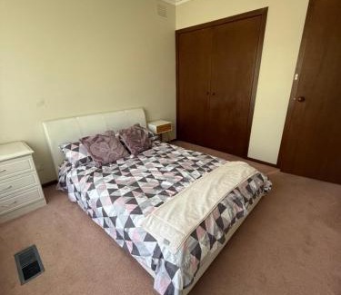 Bundoora Casa | Bundoora cozy room