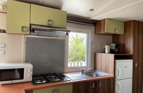 Banes Casa | Bungalow charmant à Argences-en-Aubrac avec piscine partagée