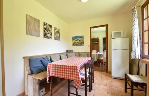 Saint-Pierre-le-Vieux Casa | Bungalow en Francia cerca de Castillo y Senderos