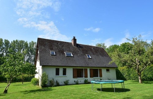 Saint-Pierre-le-Vieux Casa | Bungalow en Francia cerca de Castillo y Senderos