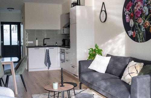 Municipality of Kaag en Braassem Casa | Bungalow with a balcony or terrace