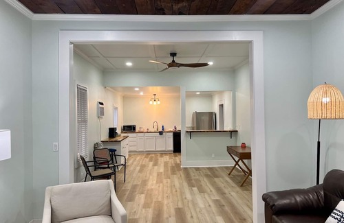 Bunkie Casa | Bunkie Bungalow 3/2 home across from Haas Auditorium