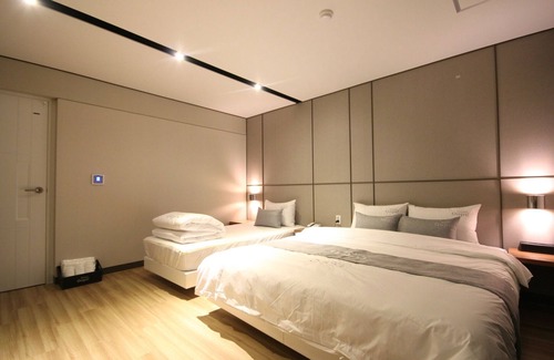 Yeonsan Hotel | Busan Yeonsan-dong Oops