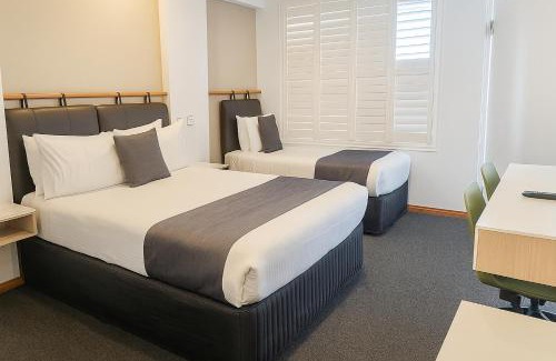 West Busselton Hotel | Busselton Gale Street Motel & Villas