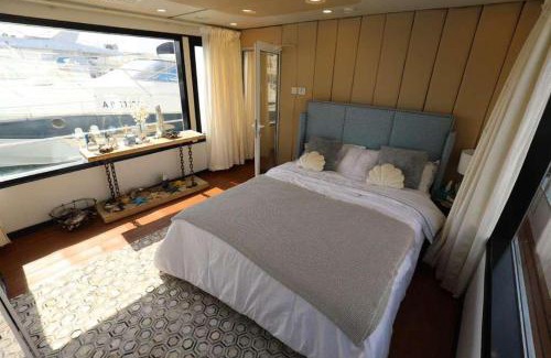 Abu Dhabi Alquiler De Eote | Butinah Charters Yacht Rental